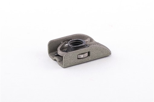 CB6011 - One-Lug Clip-Retained Nutplate