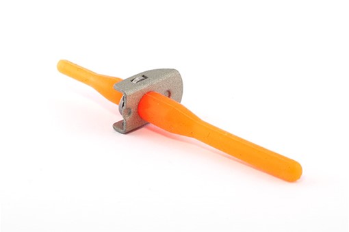 CB8011 - One-Lug Clip-Retained Nutplate